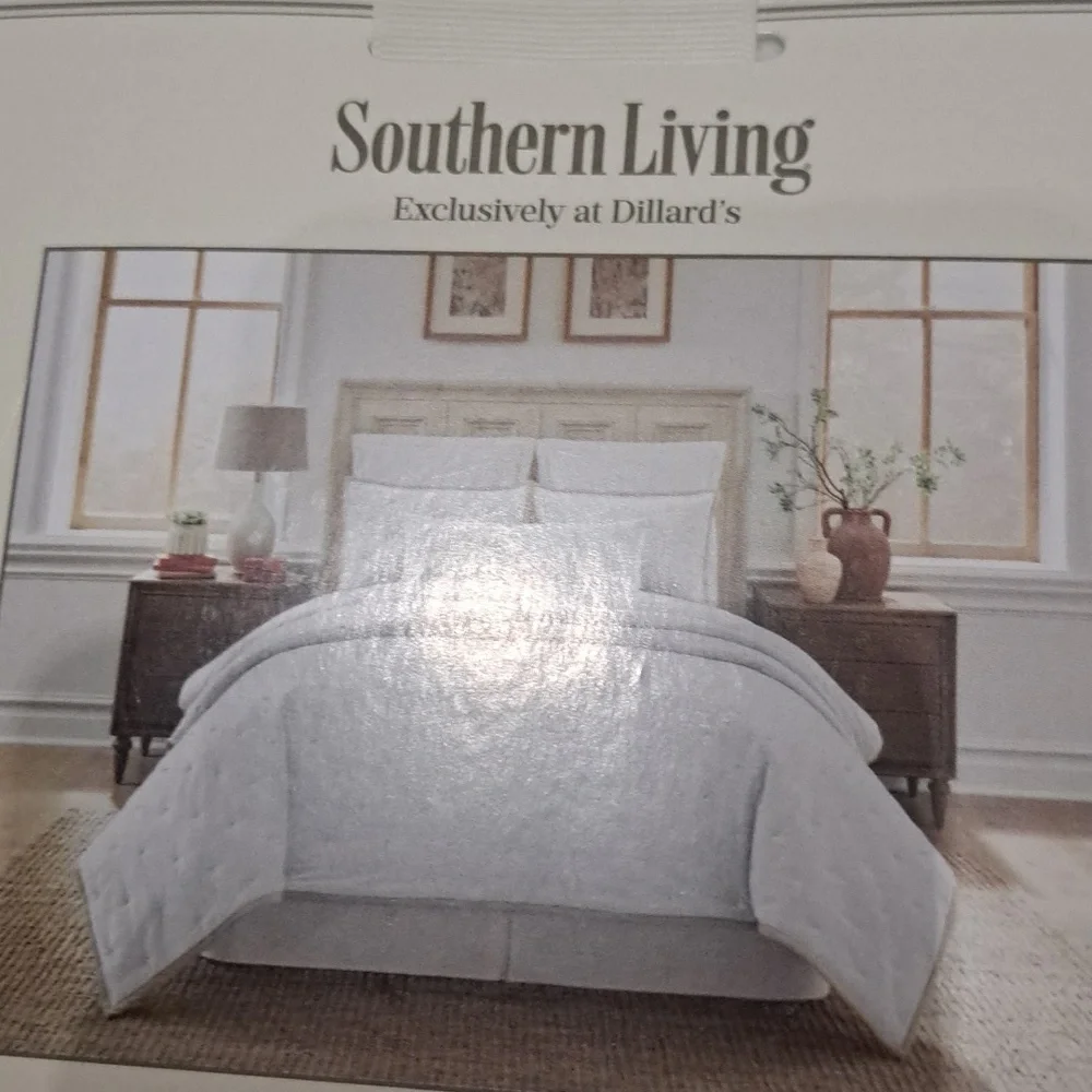 Southern Living Aurora Velvet Quilt Mini Set